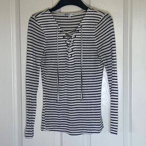 Fits + Eddi long sleeve drawstring top size xs